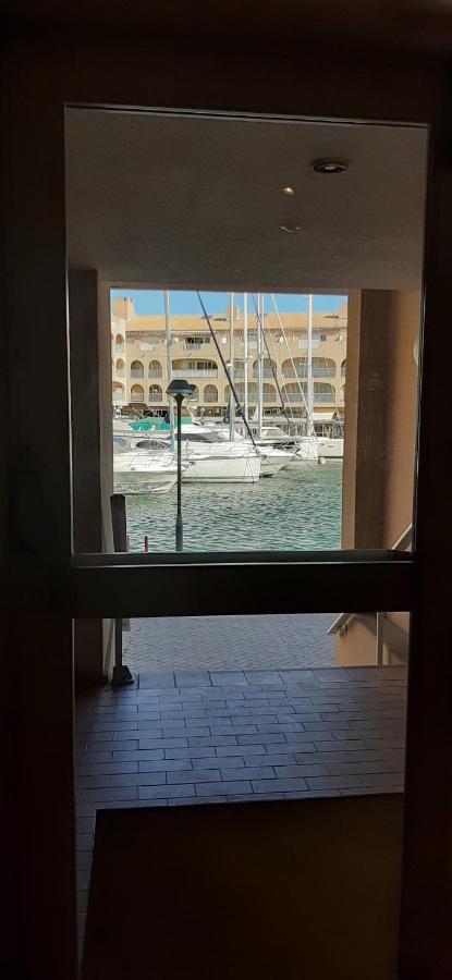 Les Iles D'Or Au Port De Hyeres Grand Studio Climatise Extérieur photo