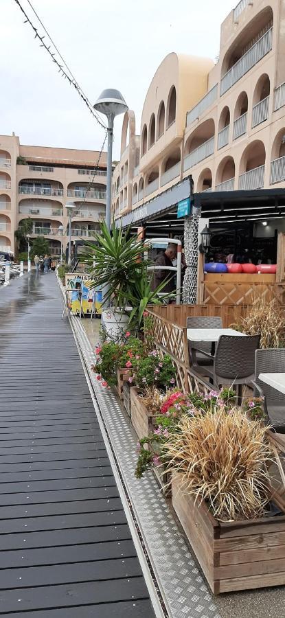 Les Iles D'Or Au Port De Hyeres Grand Studio Climatise Extérieur photo